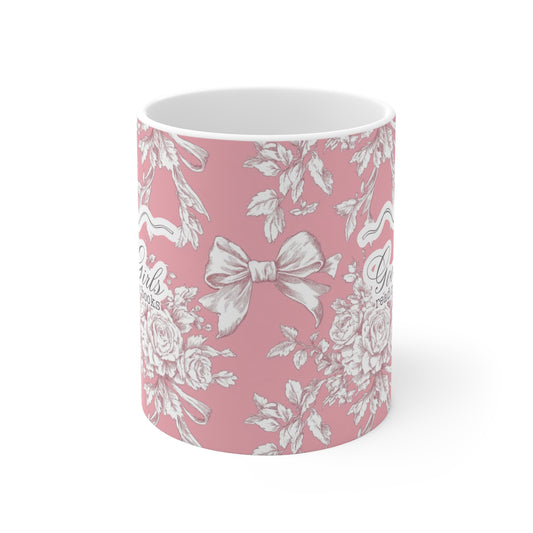 Romantisch-rosa Kaffeetasse mit floralem Muster und Statement „Good Girls read naughty books“ – trendiges Geschenk für Leserinnen von Dark Romance, BookTok-Hits und spicy Büchern.