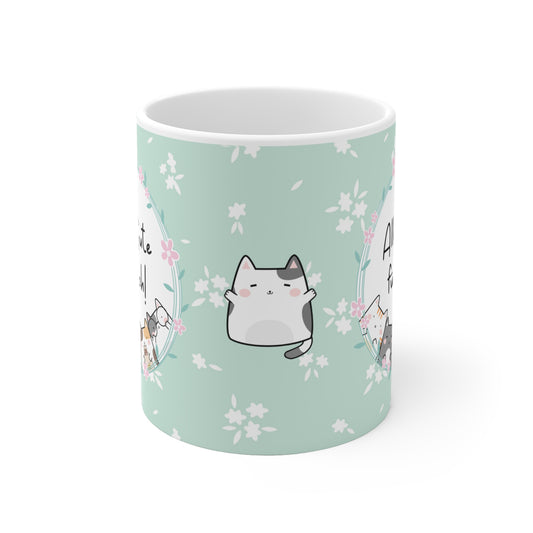 Niedliche Geschenk-Tasse in Mintgrün mit Blumendesign und Katzenillustrationen, Aufschrift „Alles Gute für dich!“ – ideal für Geburtstage, kleine Gesten und herzliche Wünsche.