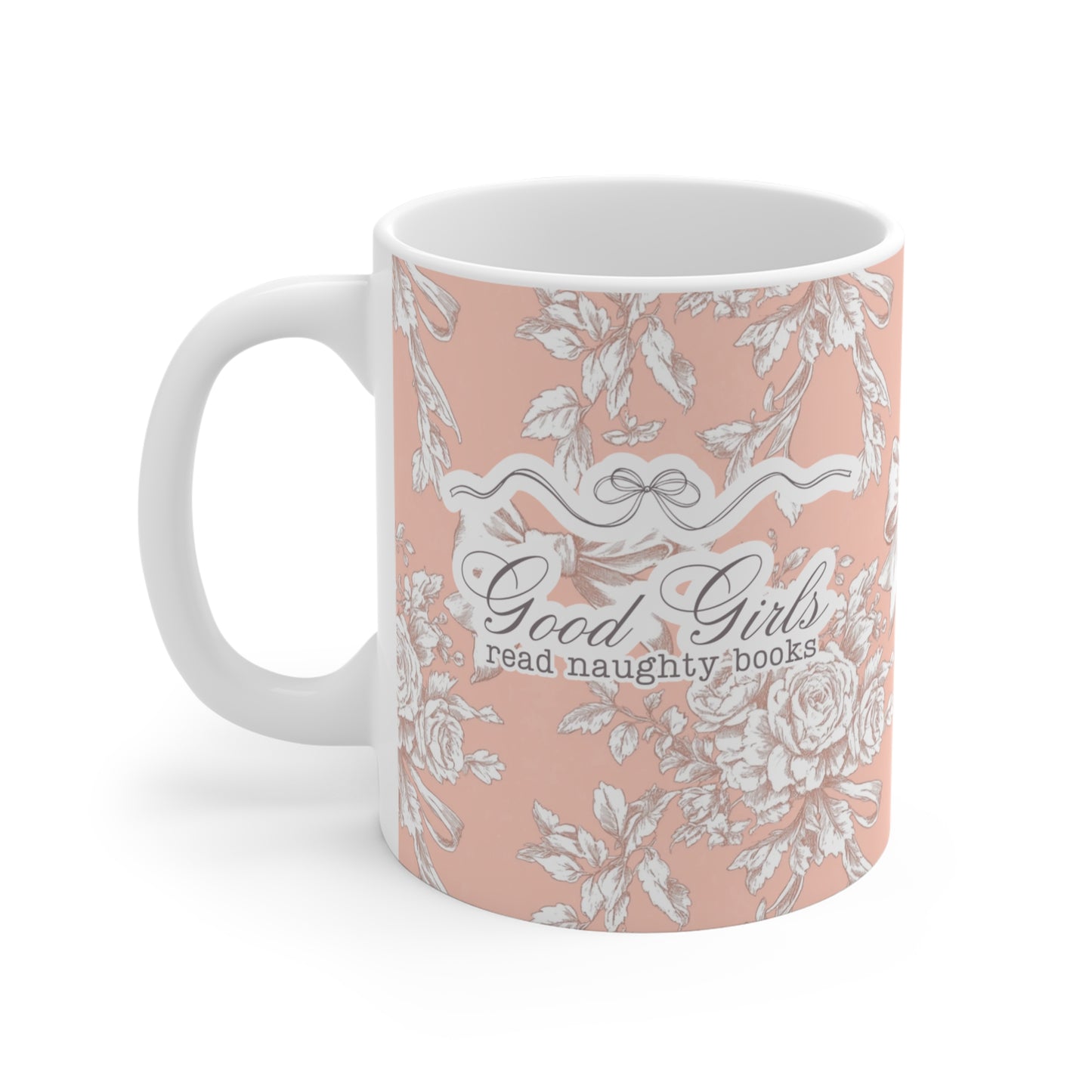 Ästhetische Keramiktasse in zartem Pfirsichton mit floraler Vintage-Optik und der Aufschrift „Good Girls read naughty books“ – perfektes Geschenk für BookTok-Fans, Romance-Reader und Smut-Liebhaberinnen.