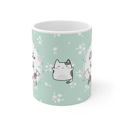 Niedliche Geschenk-Tasse in Mintgrün mit Blumendesign und Katzenillustrationen, Aufschrift „Alles Gute für dich!“ – ideal für Geburtstage, kleine Gesten und herzliche Wünsche.