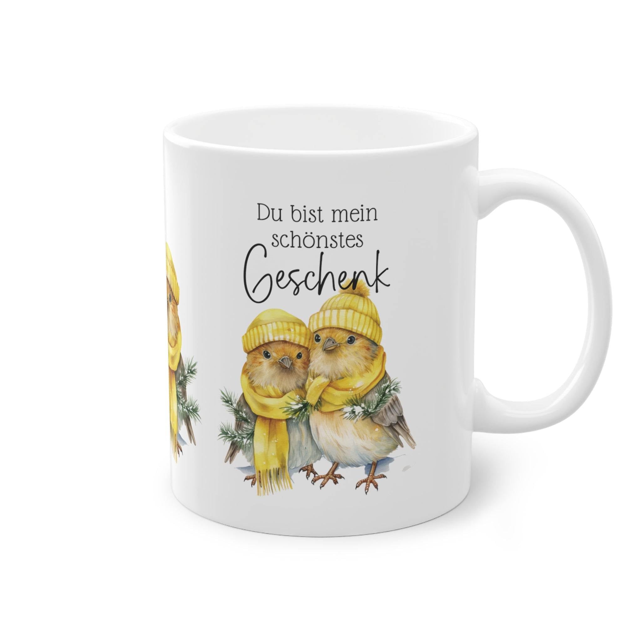 Feier die Liebe in der festlichen Jahreszeit mit unserer einzigartigen Pärchen-Weihnachtstasse, die mit dem zauberhaften Text Du bist mein schönstes Geschenk verziert ist. Diese Tasse ist nicht nur ein romantischer Begleiter für gemütliche Momente zu zweit, sondern auch das ideale Geschenk für deinen Partner / deine Partnerin.