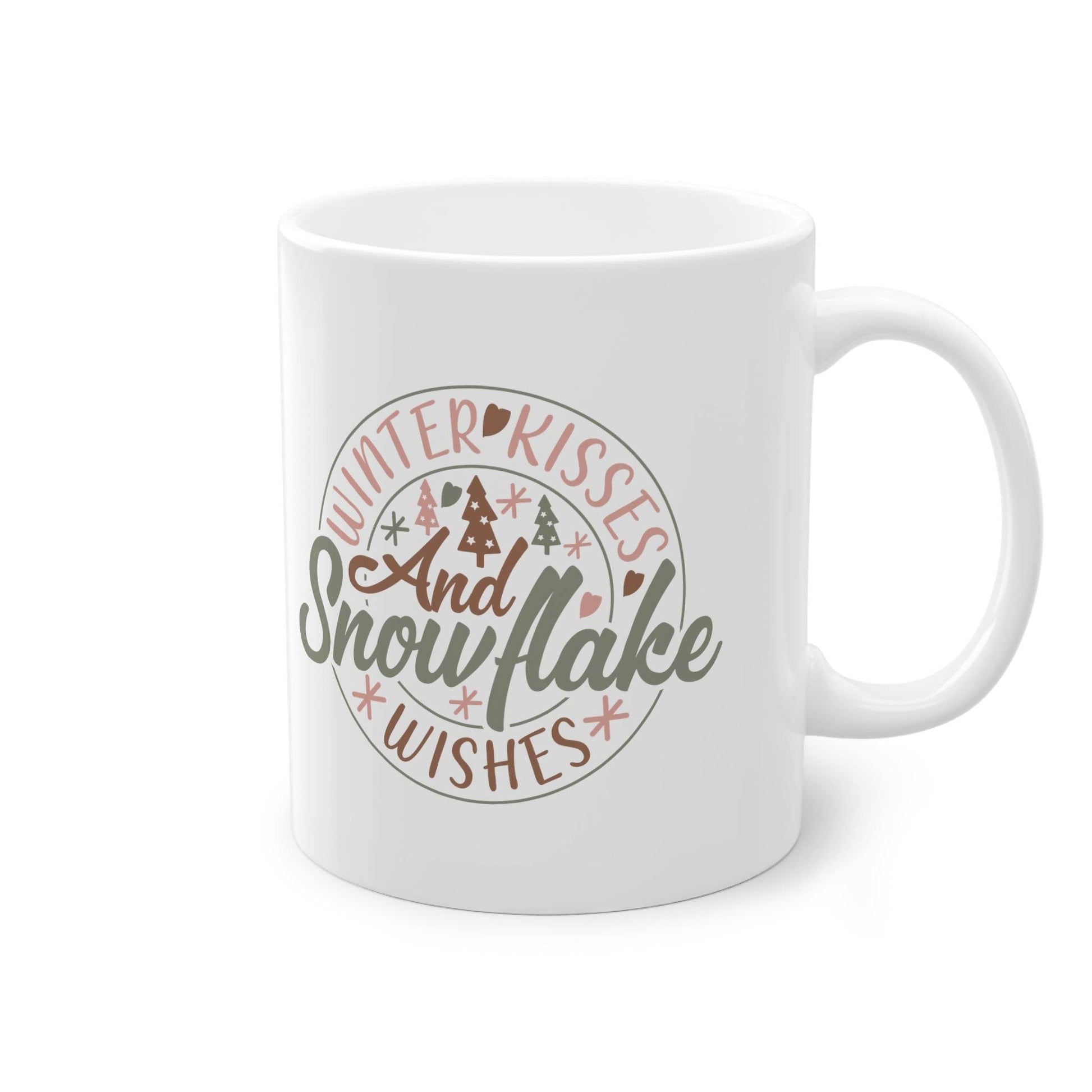 Entdecke unsere exklusive Tasse für Lieblingsmenschen mit dem bezaubernden Schriftzug "Winter Kisses and Snowflake Wishes". Ein zuckersüsses Geschenk zu Weihnachten